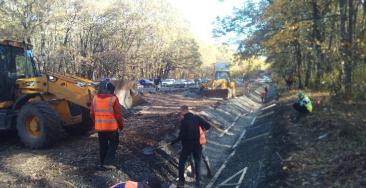 Ремонт возле экопарка. Фото: Служба автодорог в Харьковской области