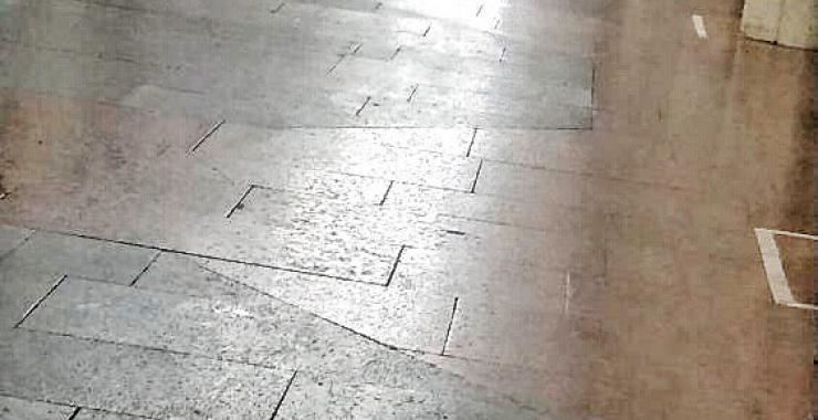 умер в метро. Фото: Типичное ХТЗ