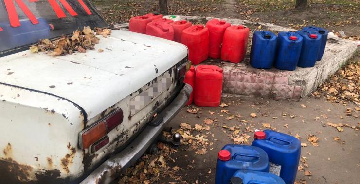 бензин. Фото: ГУНП в Харьковской области