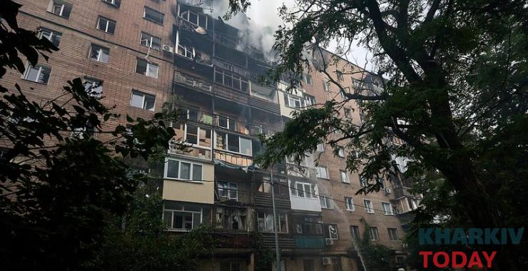 Десятьох людей ушпиталили після нічної атаки на Харків