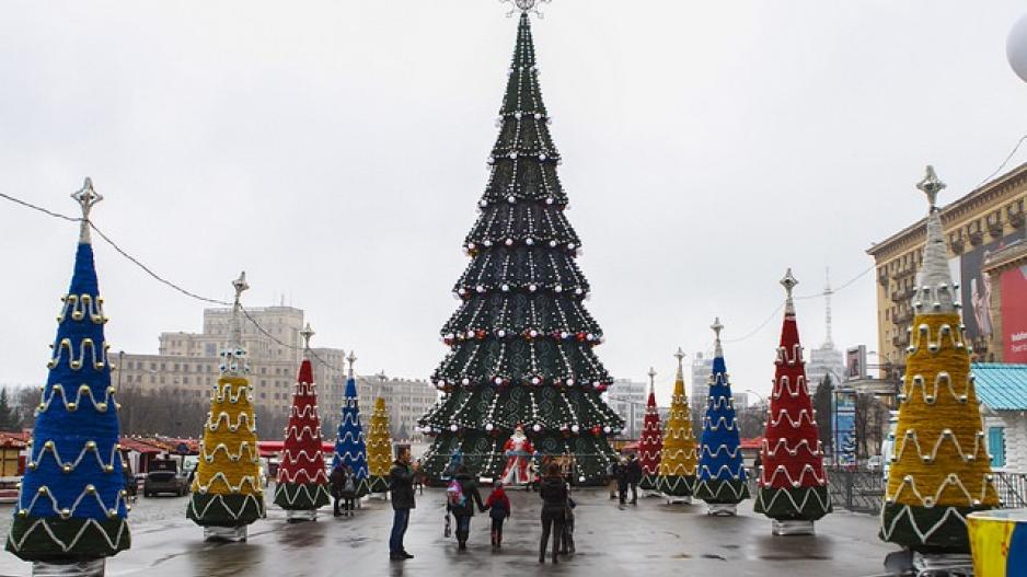 Montazh I Ohrana Novogodnej Elki V Harkove Obojdutsya V 680 Tysyach Griven