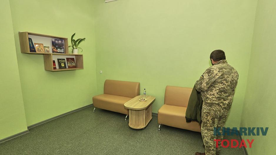 зал ожидания для военных на ЮЖД. Фото: Сергей Козлов / KHARKIV Today зал ожидания для военных на ЮЖД. Фото: Сергей Козлов / KHARKIV Today