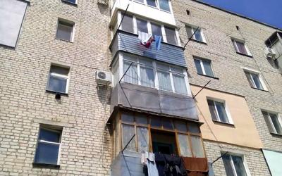 В Харькове мужчина выпал с 8 этажа.