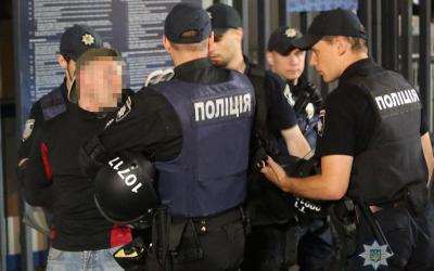Во время матча Лиги Чемпионов в Киеве произошло две стычки. Фото: МВС Украины