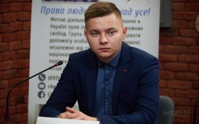 Студент требует через суд, чтобы вуз компенсировал завышенную стоимость на проживание в общежитии. Фото: Накипело