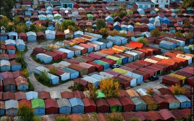 В Харькове застройщик незаконно поставил около 30 гаражей. Фото: tvoygarazh