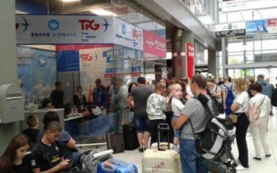 В Тунисе остаются еще 800 украинских туристов.