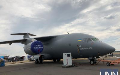 Украина представила новый АН-178 на международном авиасалоне. Фото: УНН
