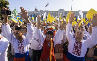 Харьковчанин предлагает изменить текст гимна Украины