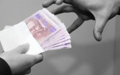 Хотел снять жилье — отобрали 8 тысяч гривен в Харькове задержали группу грабителей