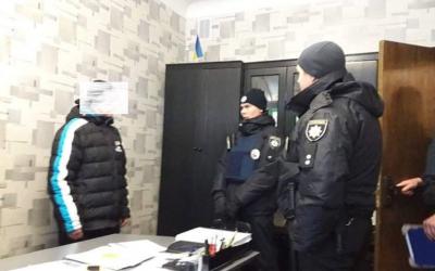 Около харьковской школы задержали подозреваемого в педофилии. Фото: соцсети