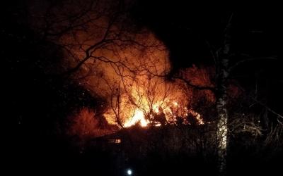 За сутки на пожарах в Харьковской области погибли две женщины. Фото: пресс-служба ГСЧС в Харьковской области