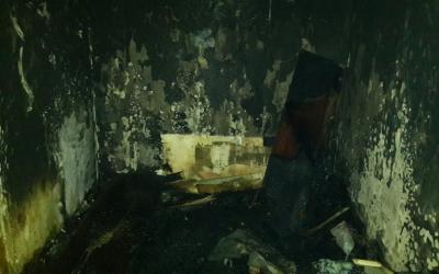 В Московском районе из огня спасли пожилого отца и сына. Фото: ГСЧС в Харьковской области