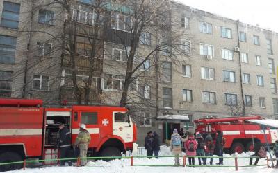 В Харьковской области во время пожара пенсионерка получила ожоги лица. Фото: ГСЧС в Харьковской области
