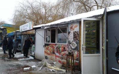 В Ровном взорвался киоск с шаурмой: пострадали два человека. Фото: ГСЧС в Ровненской области