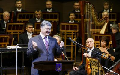 Петр Порошенко уже открывал в филармонии органный зал - еще в 2016 году. Фото: Константин Чегринский/KHARKIV Today.
