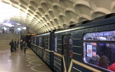 В вагоне харьковского метрополитена сработала сигнализация. Фото: соцсети