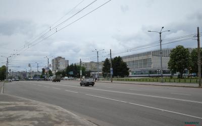 Проспект Жукова хотят вернуть спустя 3 года. Фото: Сергей Козлов/KHARKIV Today