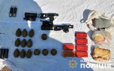 боеприпасы оружие банда нападение на инкассаторов. Фото: Нацполиция