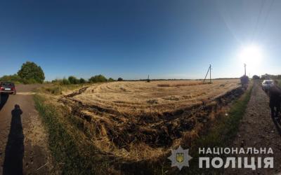 пиротехника пшеничное поле. Фото: ГУНП в Харьковской области