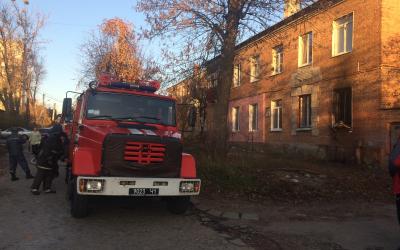 пожар в жилом доме. Фото: ГСЧС в Харьковской области