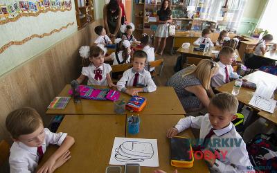 Школы должны принять всех детей, которые прописаны по закрепленным адресам. Фото: Константин Чегринский/KHARKIV Today